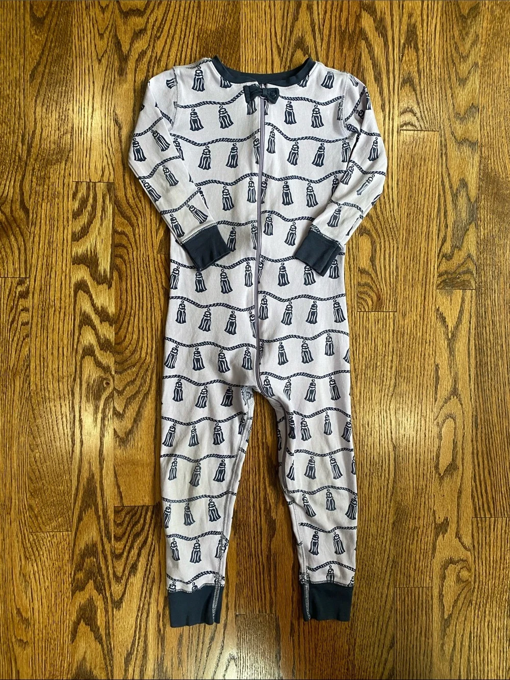 The Beaufort Bonnet Company Noelle’s Night Night-Todd Tassel print, size 4T